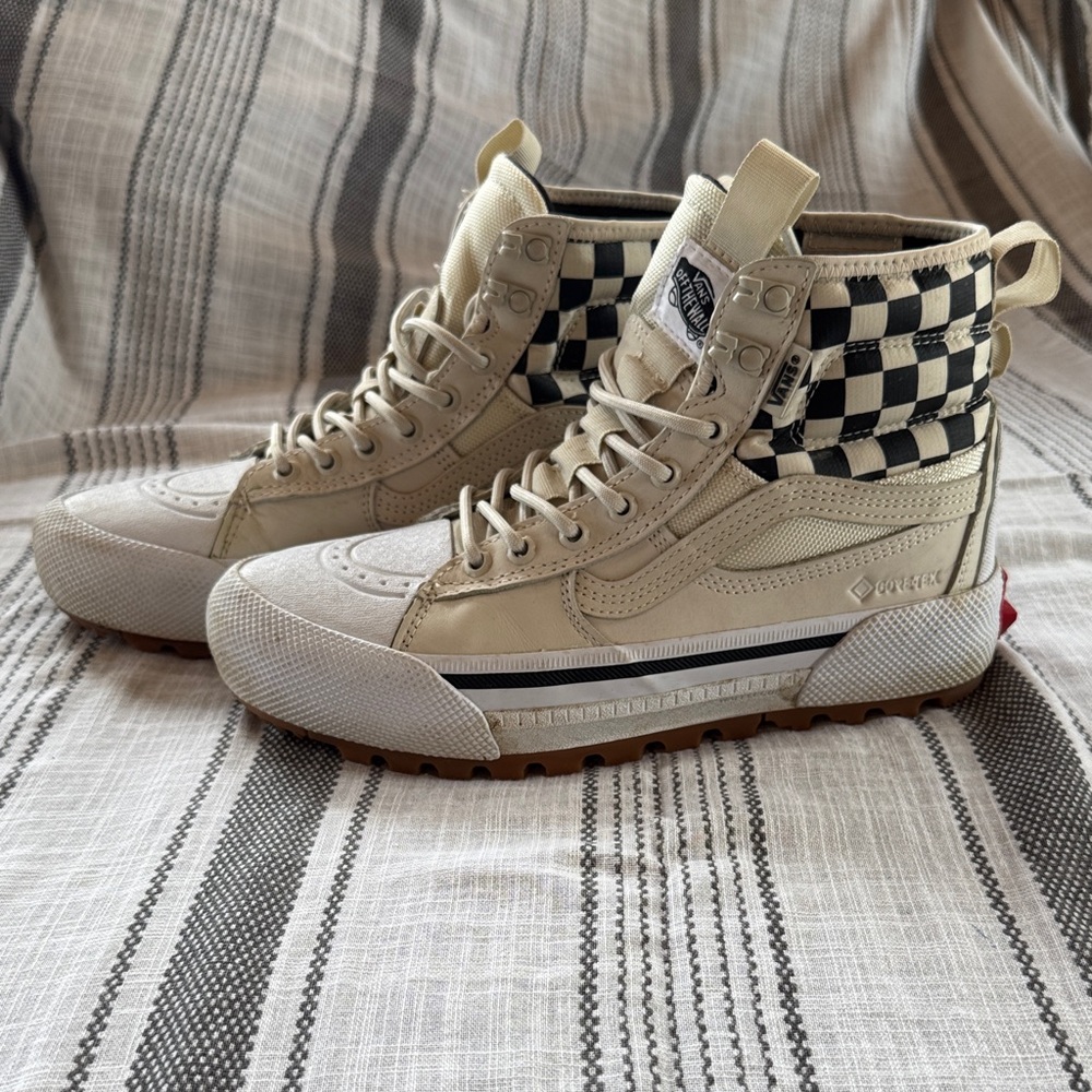 Vans Insulated Checkboard High-Top Sneakers